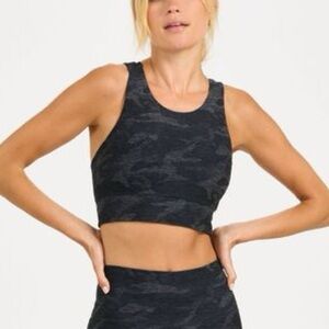 Vuori Women's Elevation Camo Sports Bra Small EUC